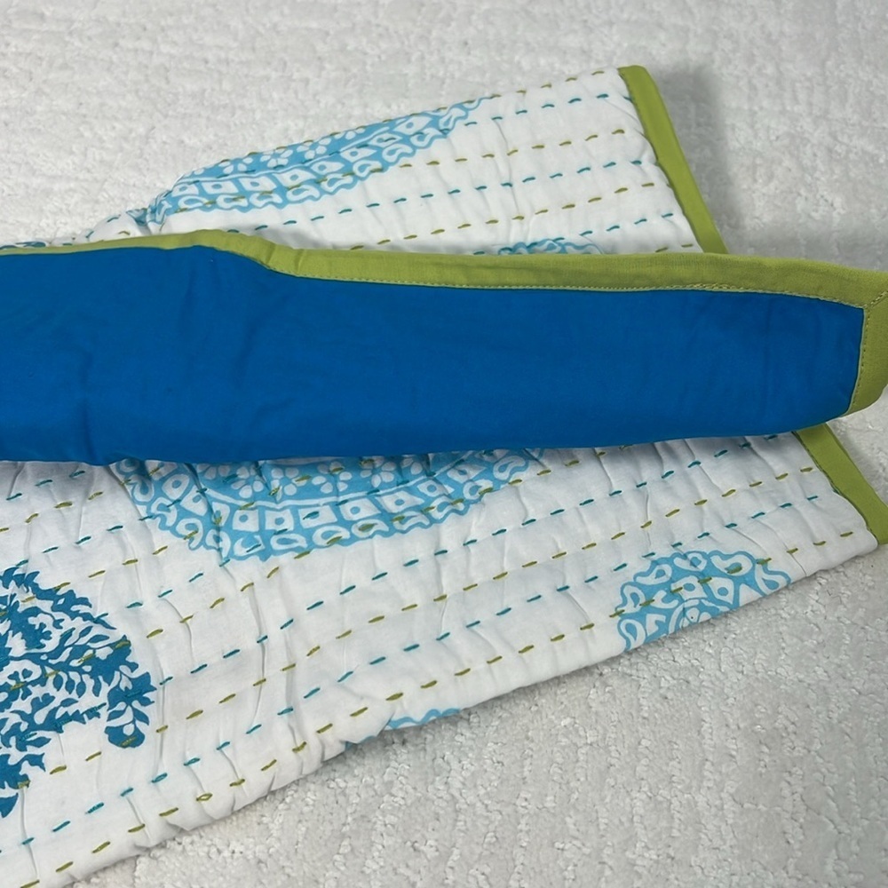 New! Studio D Euro pillow Shams lot of 2 blue white turquoise and lime green - Picture 7 of 8